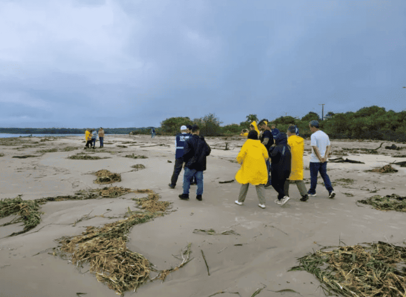 Barreira de proteção será construída para conter avanço do mar na Barra do Una (SP)